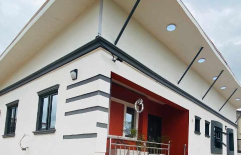 3 bedroom fully detached bungalow